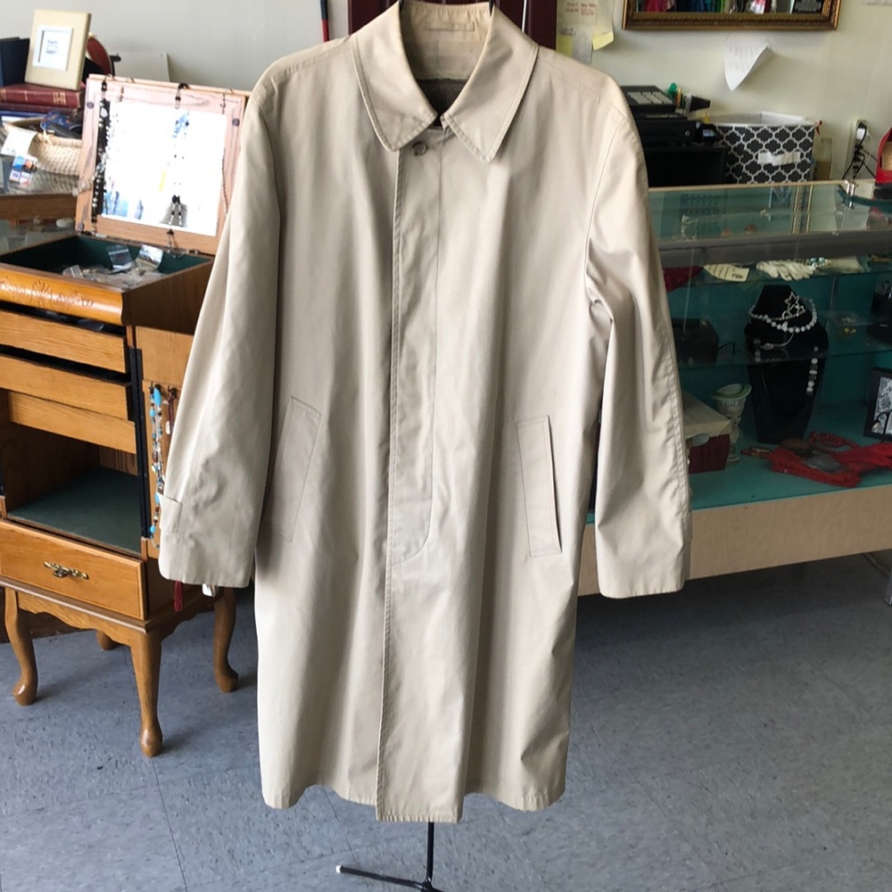 London fog maincoats trench coat/ raincoat
